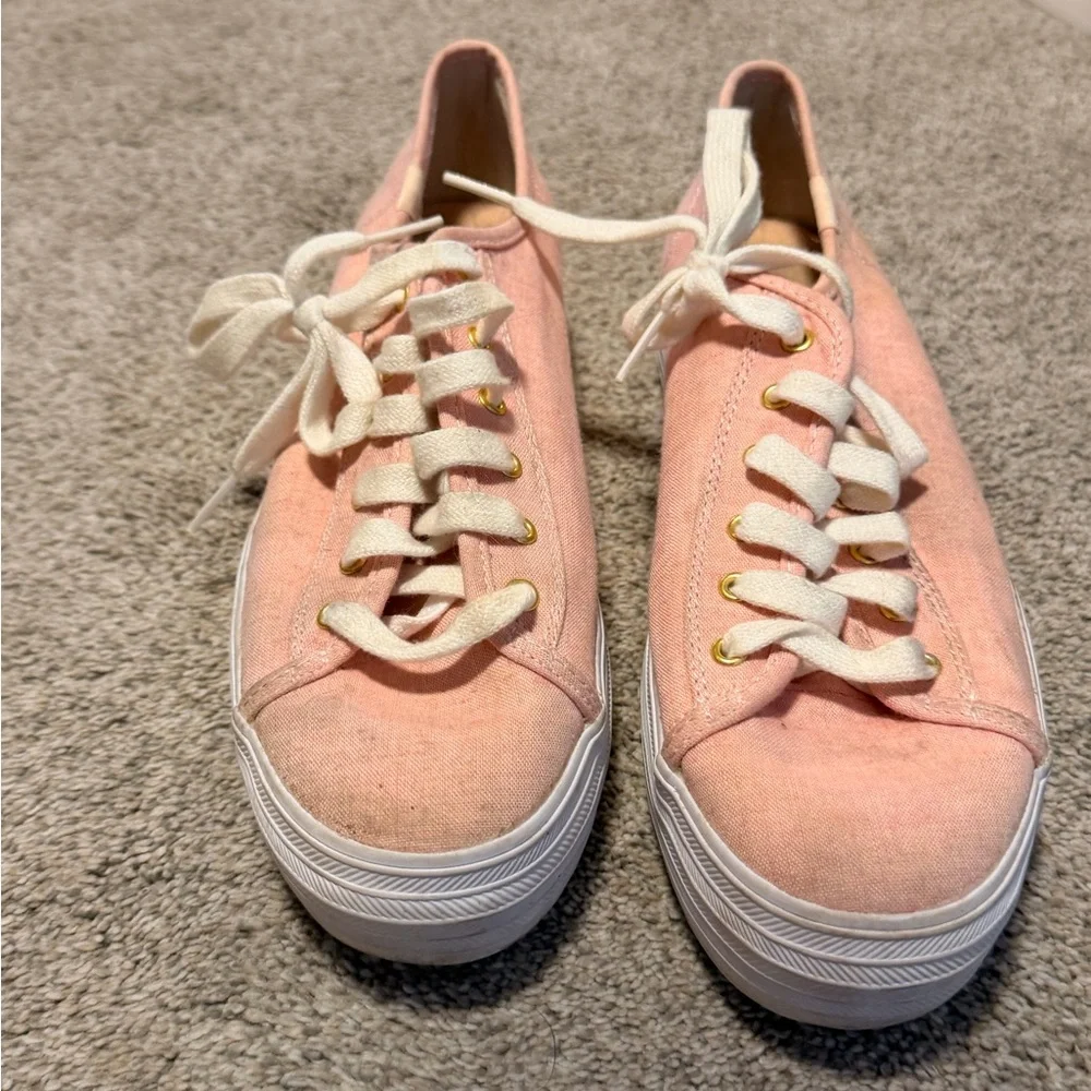 Keds Pink Canvas Platform Sneakers with White Laces - Picture 1 of 3